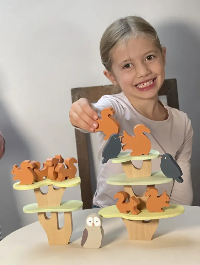 Egmont Toys STAPELSPIEL EICHHÖRNCHEN