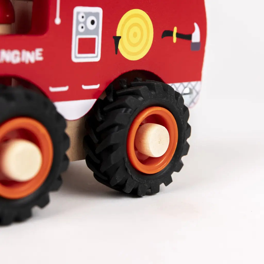 Egmont FEUERWEHRAUTO AUS HOLZ