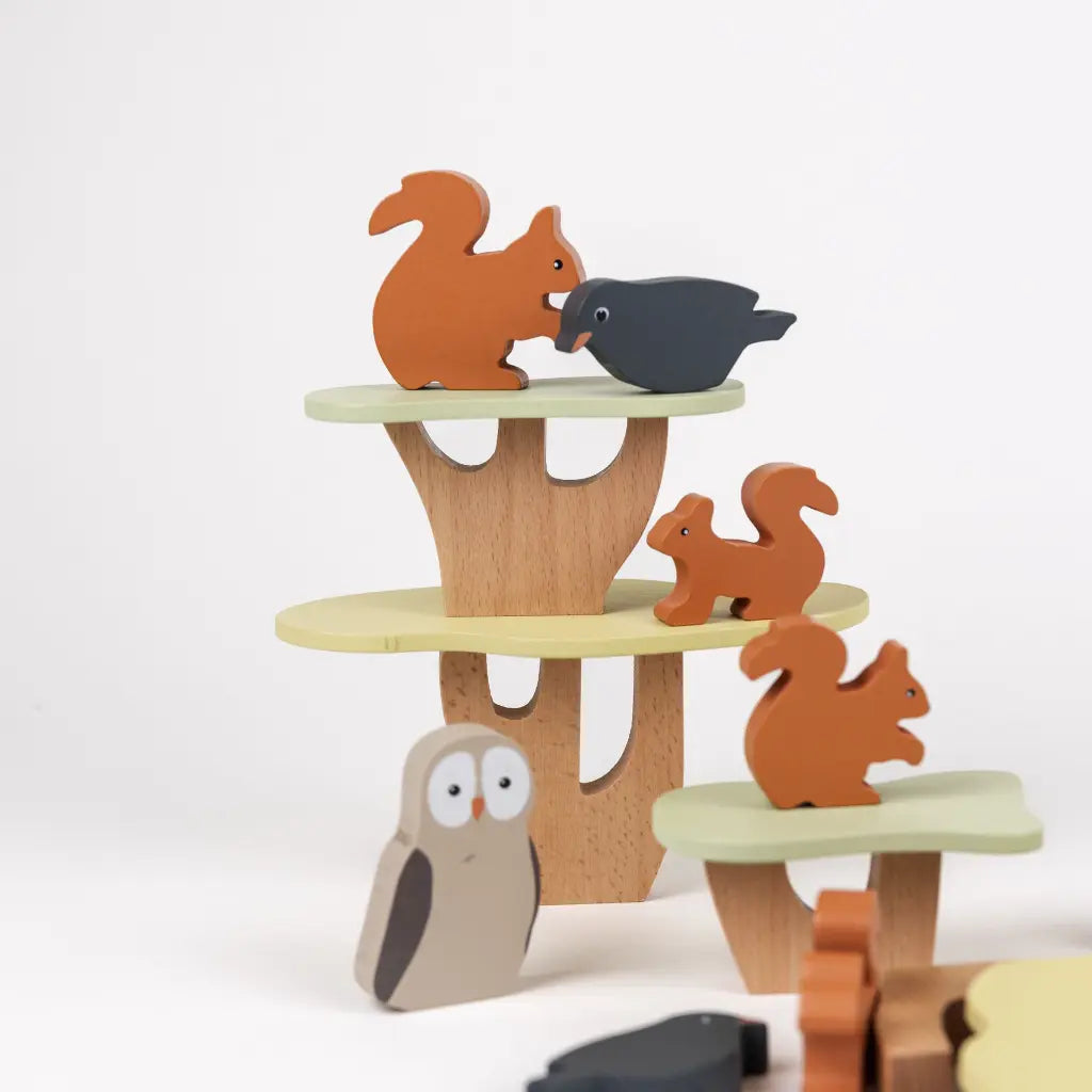 Egmont Toys STAPELSPIEL EICHHÖRNCHEN