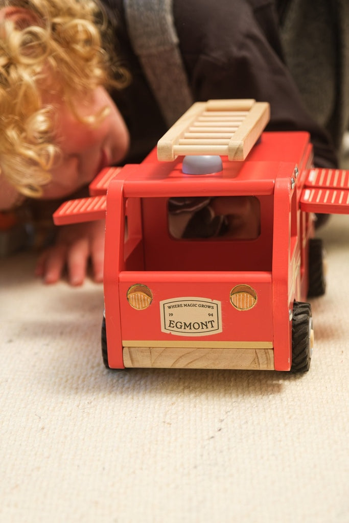 Egmont Feuerwehrauto mit Miniaturfreund in groß
