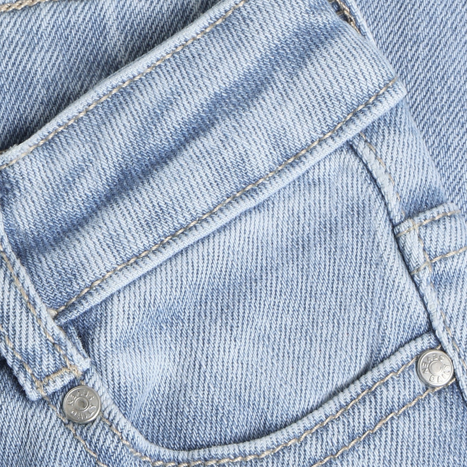 Daily Seven Denim Flared Fit