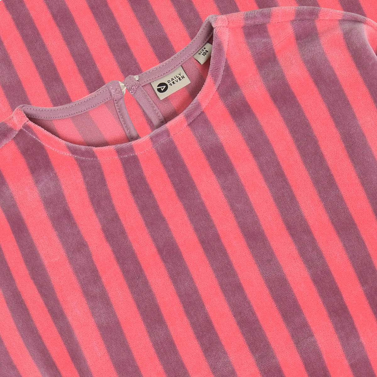 Daily Seven Sweater Small Stripe