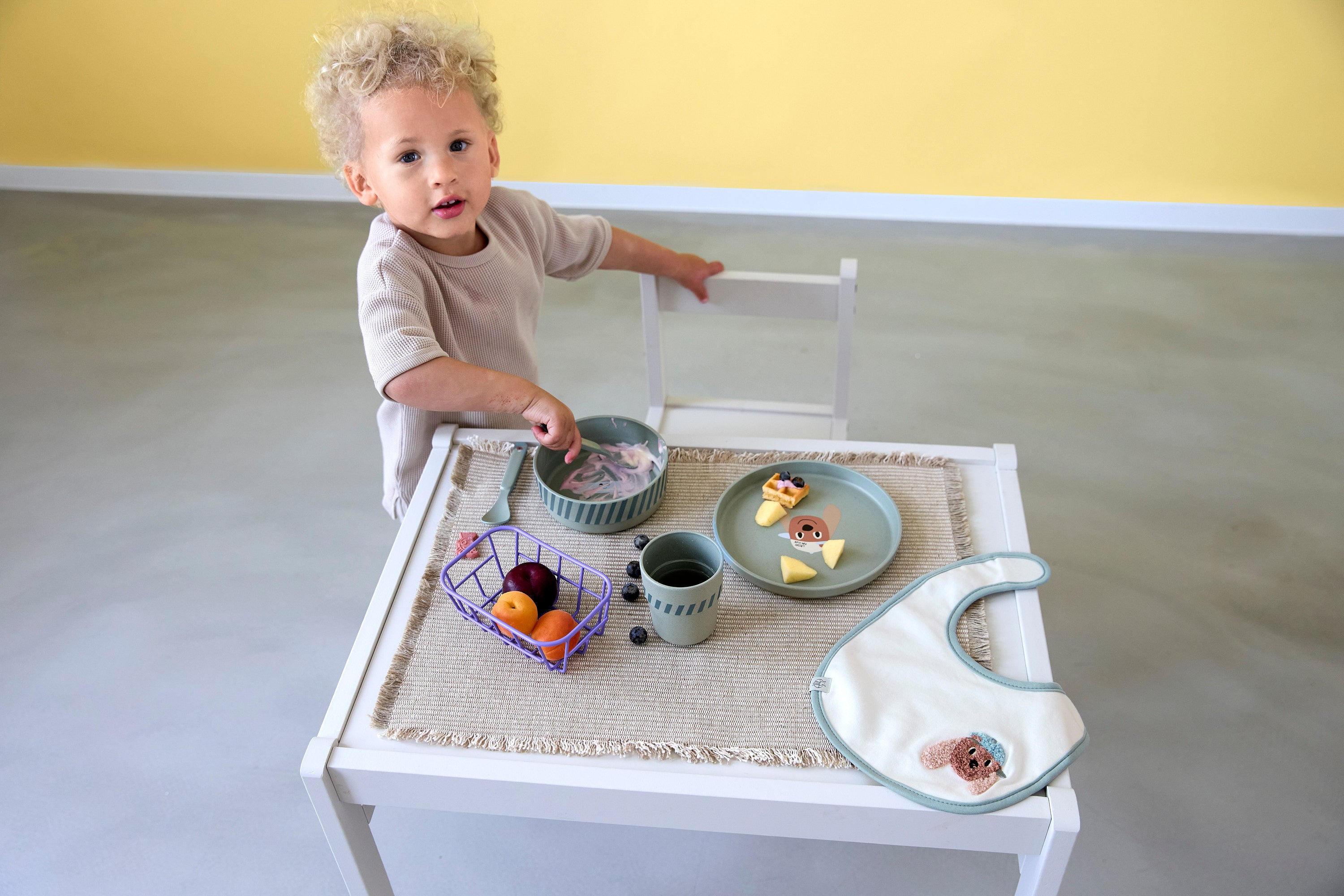 Lässig Kindergeschirr Set (Teller - Schüssel - Becher - Löffel) - Tiny Team, Hund