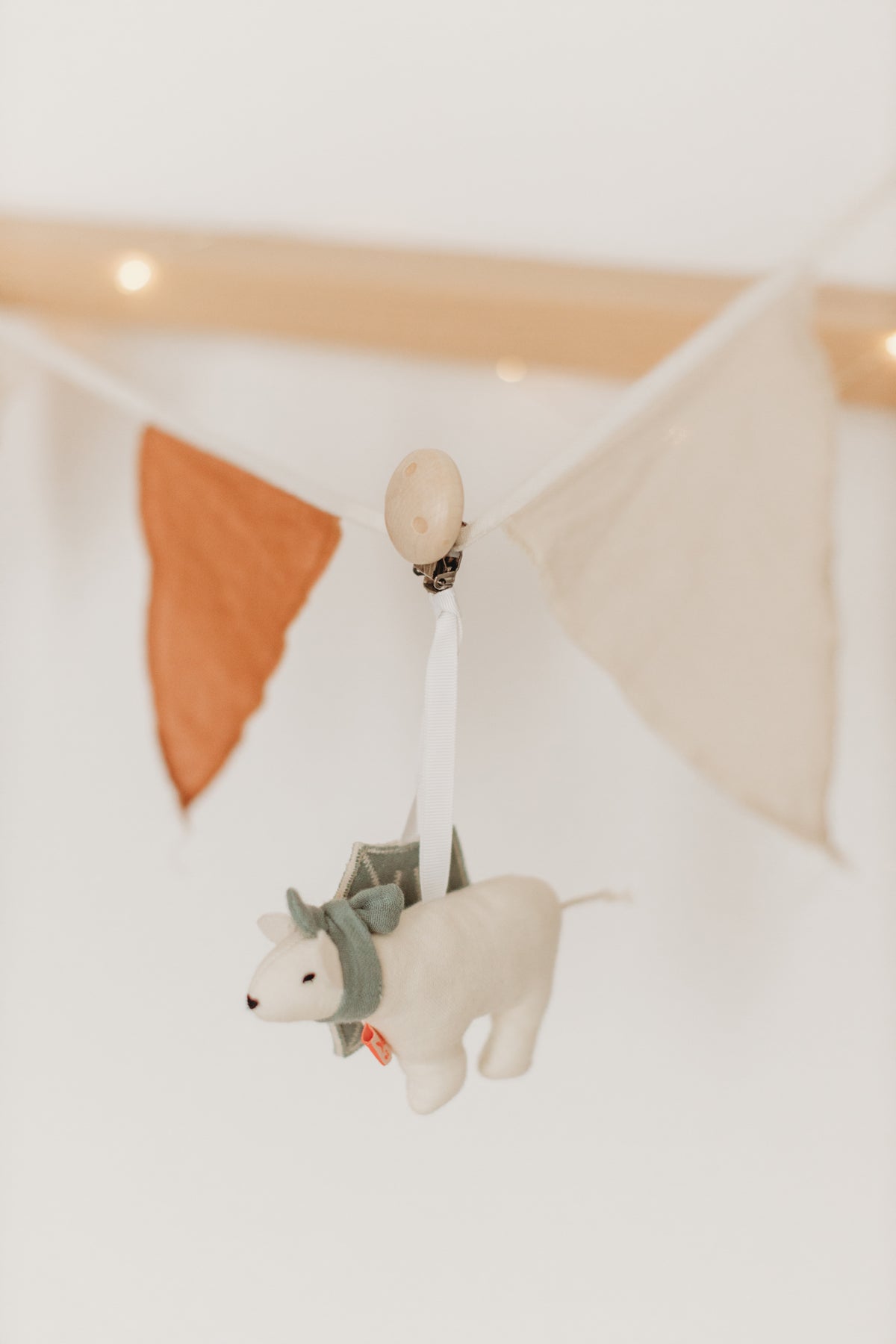Kikadu Holzclip mit Eisbär
